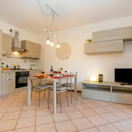 Appartement Borgo Degli Ulivi Shared Pool - 200m - Happy *