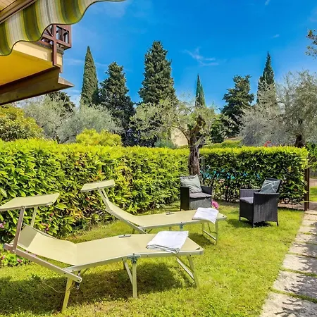 Borgo Degli Ulivi Shared Pool - 200m - Happy Appartement