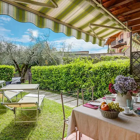 Borgo Degli Ulivi Shared Pool - 200m - Happy * 托斯科拉诺-马德尔诺